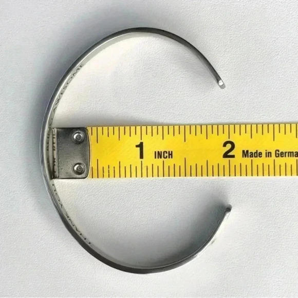 Thank You For Being Awesome Stainless Steel Appreciation Bracelet Bangle NWT - Picture 4 of 4